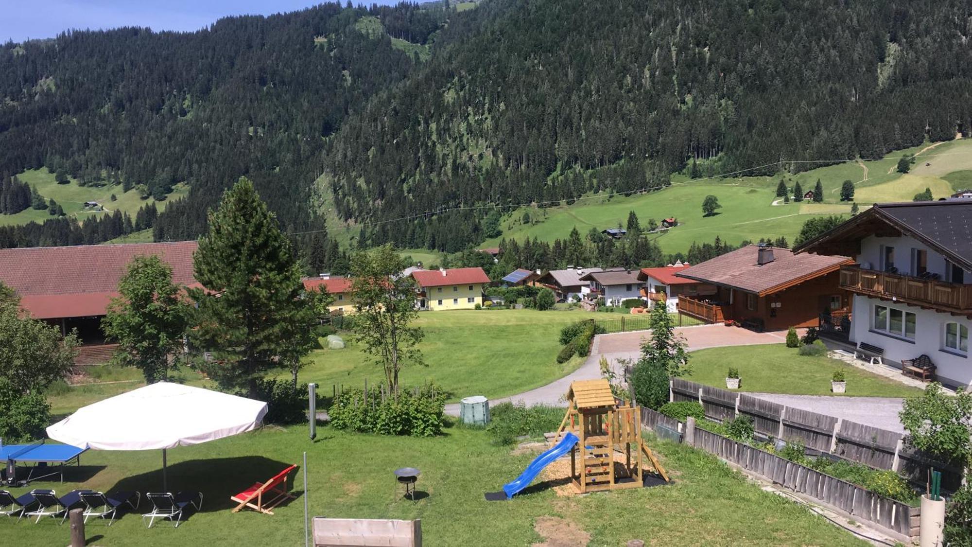 Gluexplatzl Appartements Am Wald Sankt Martin am Tennengebirge Bagian luar foto