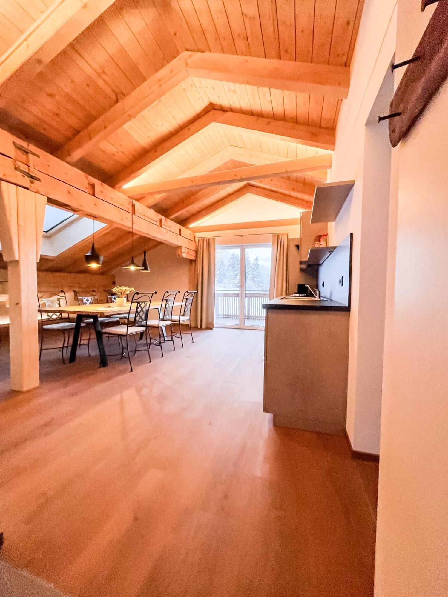 Gluexplatzl Appartements Am Wald Sankt Martin am Tennengebirge Ruang foto